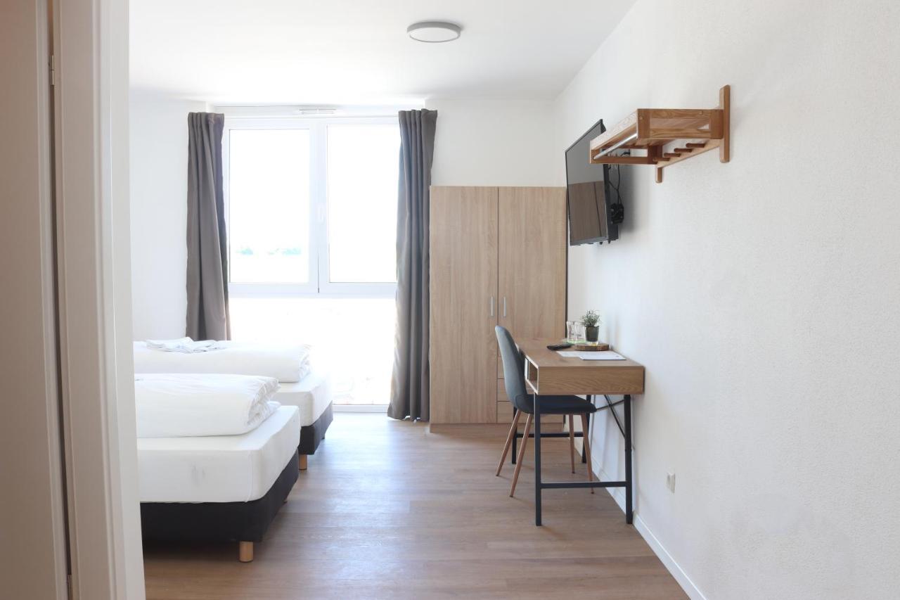 Motel Bergtheim - Self Check-In ภายนอก รูปภาพ